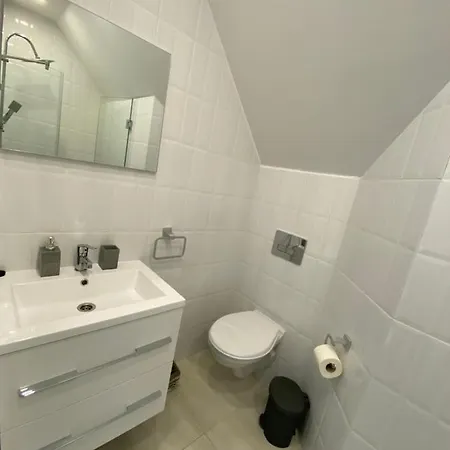 Korona Apartman 2 * Balatonboglár